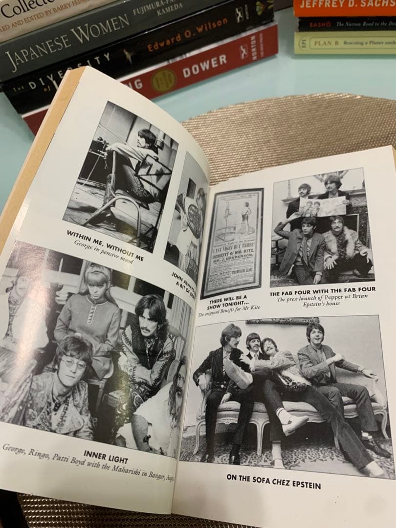 洋書 SUMMER OF LOVE: THE MAKING OF SGT PEPPER