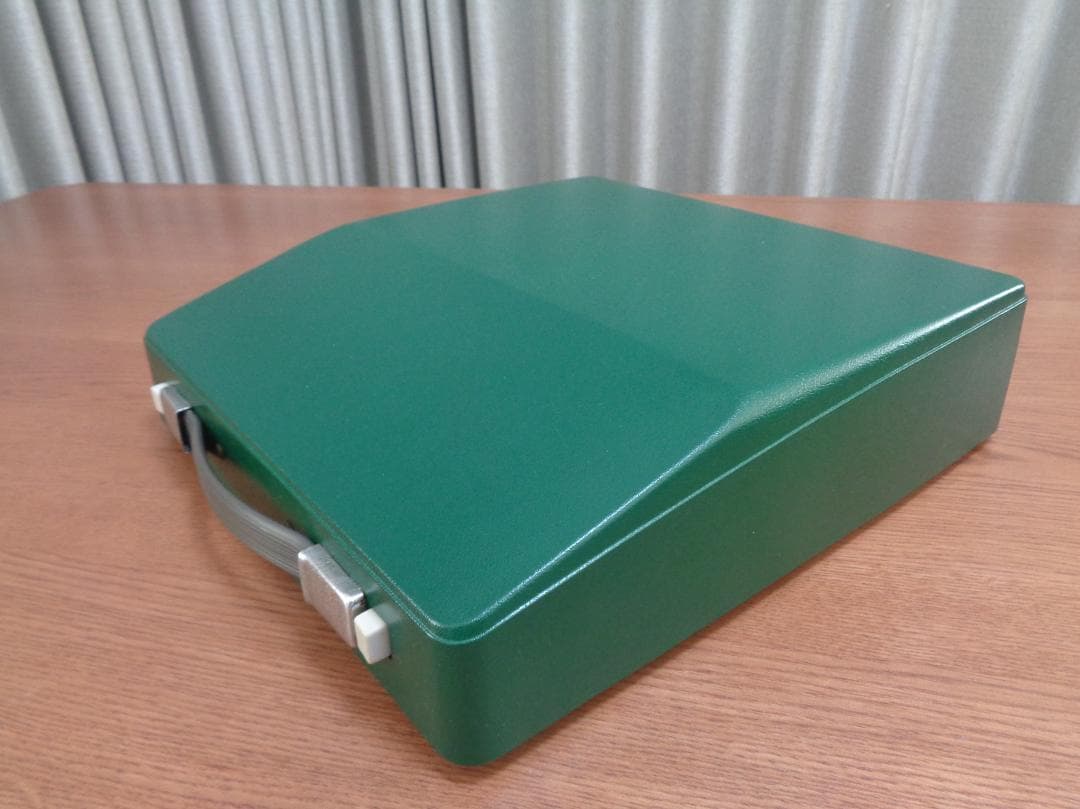 完動品　 200　ロイヤルタイプライター　パステルカラー