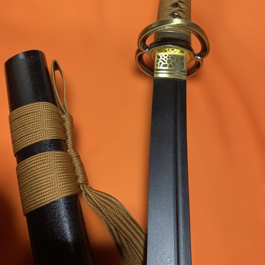 高級軽量模造刀 茶柄 海鼠透し金鍔 飾り栗形黒梨地鞘