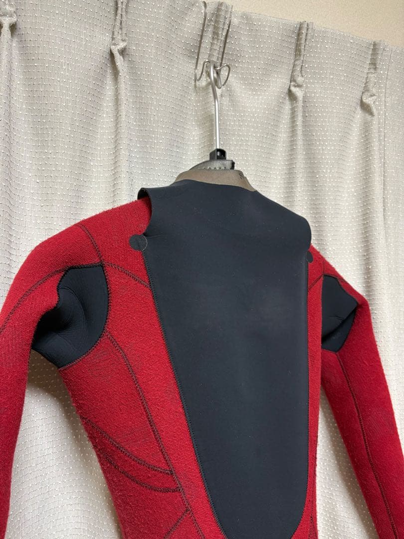 BILABONG(ビラボン)5×3mm セミドライ メンズMLサイズ