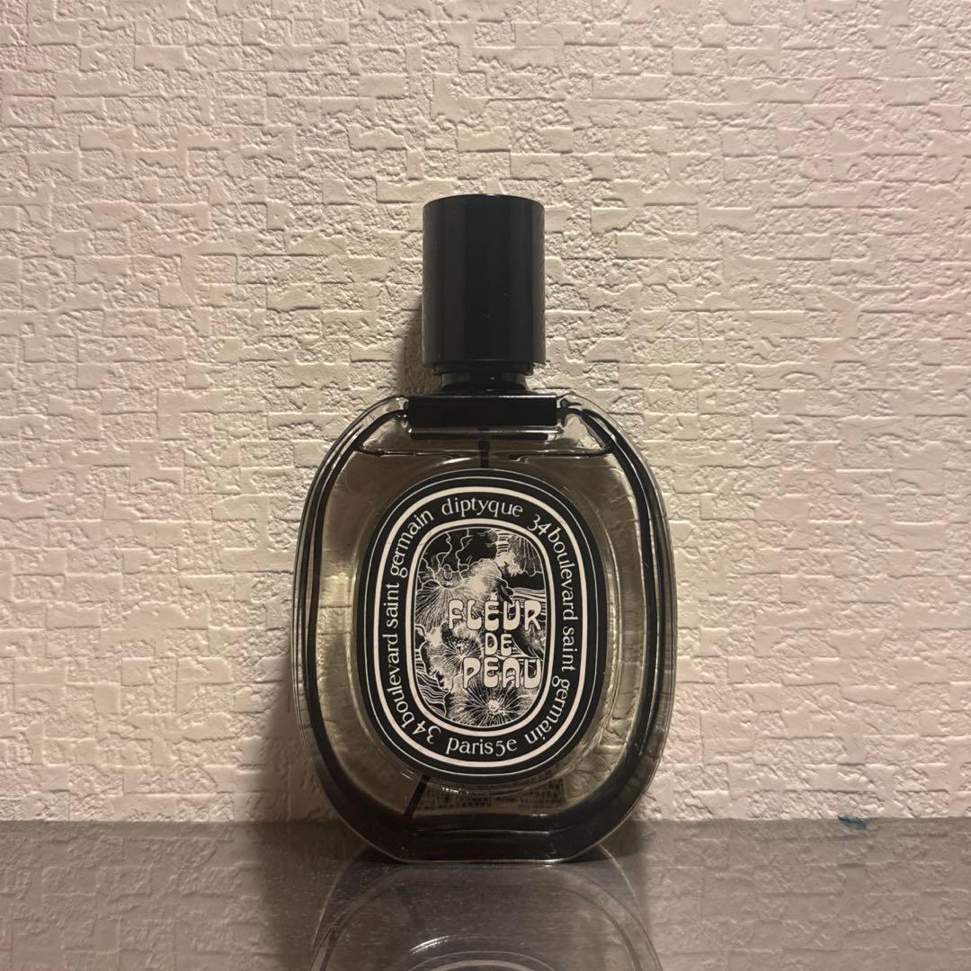 ほぼ未使用　diptyque FLEUR DE PEAU 75ml 香水