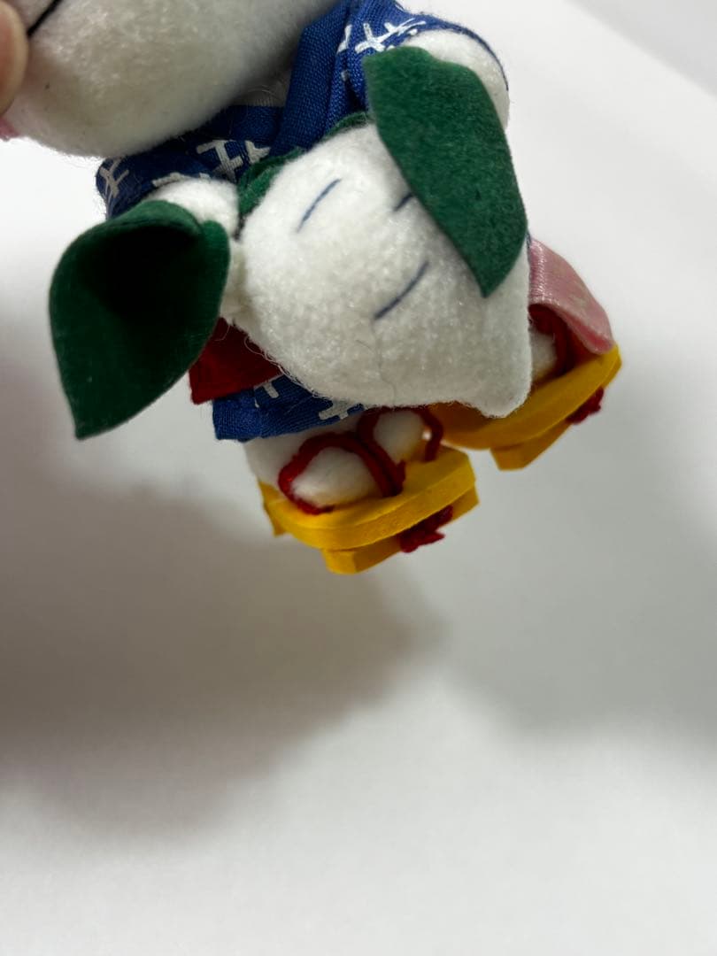 ハローキティ　ぬいぐるみキーホルダー　キティちゃん　鹿児島　桜島だいこん）