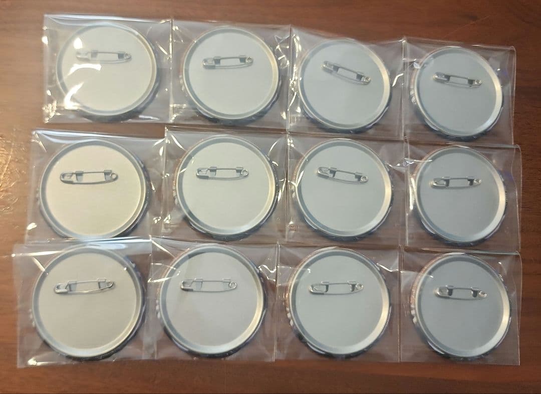 2 プロセカ　東雲彰人　缶バッジ　特典