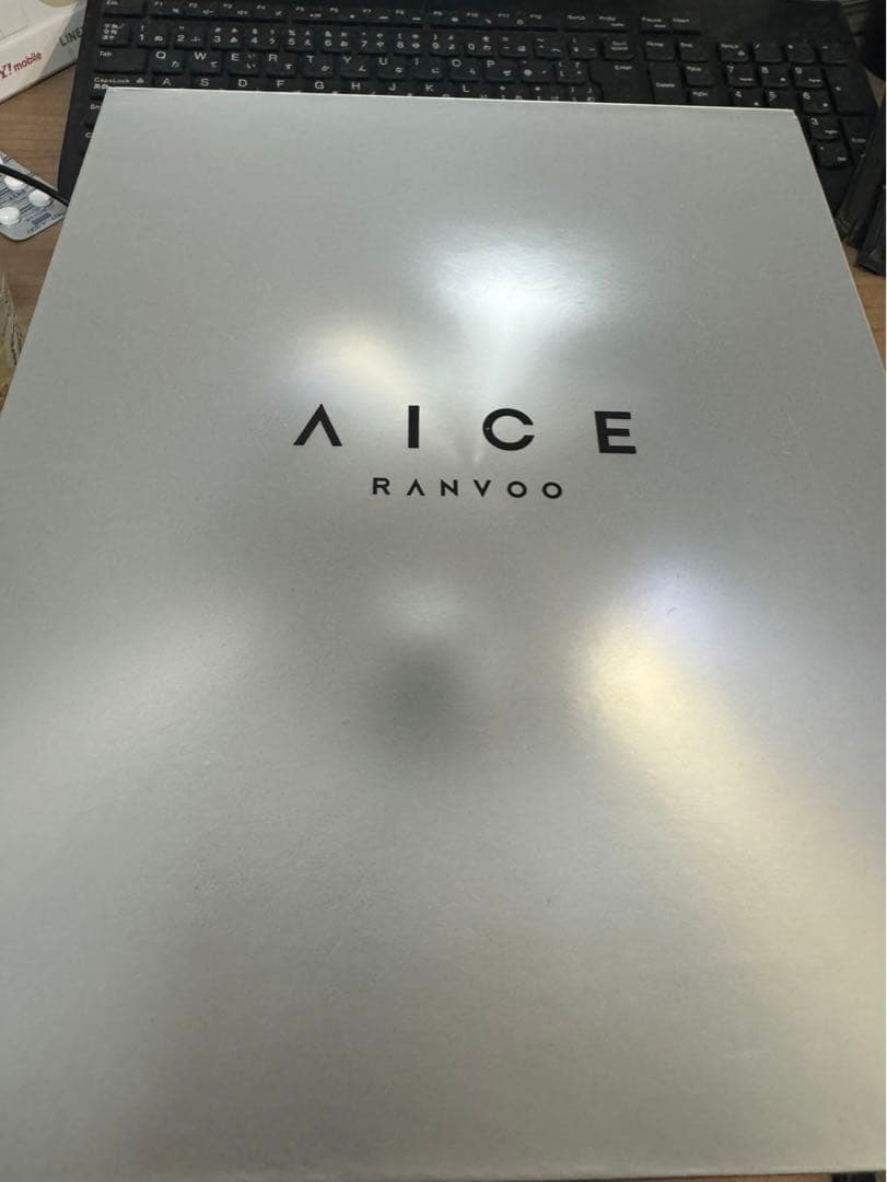 RANVOO ネッククーラー ホワイト 充電スタンド付き