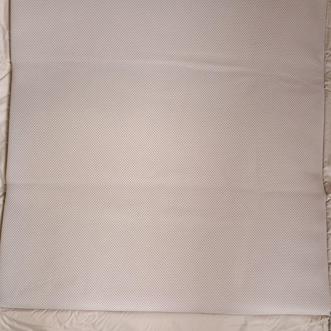 ベビーベッド　ココネルエアー　Aprica