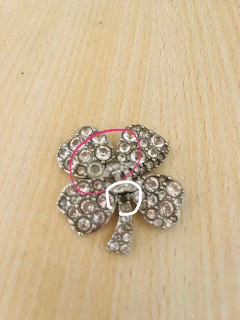 シャネル　　ブローチ