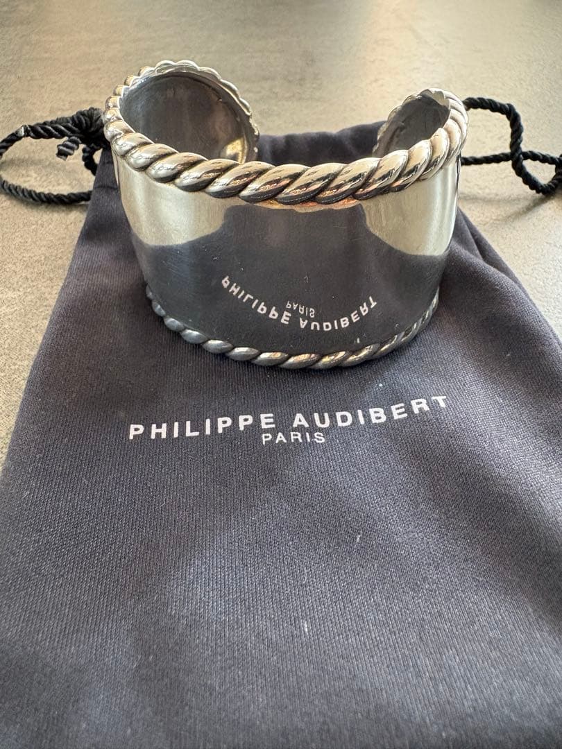 美品　希少　フィリップオーディベール　ツイストバングル 定価２２０００円