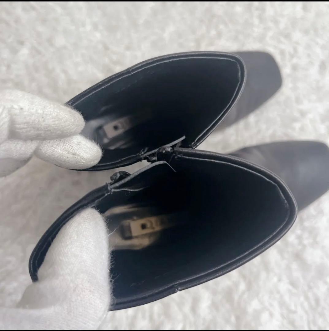 美品 ダイアナ ブラック レザー ショートブーツ スクエアトゥ サイドジップ 黒