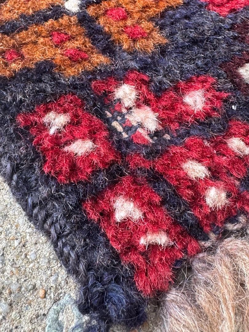 訳ありヴィンテージ　91×149cm　バルーチ族　トライバルラグ　手織り　ウール