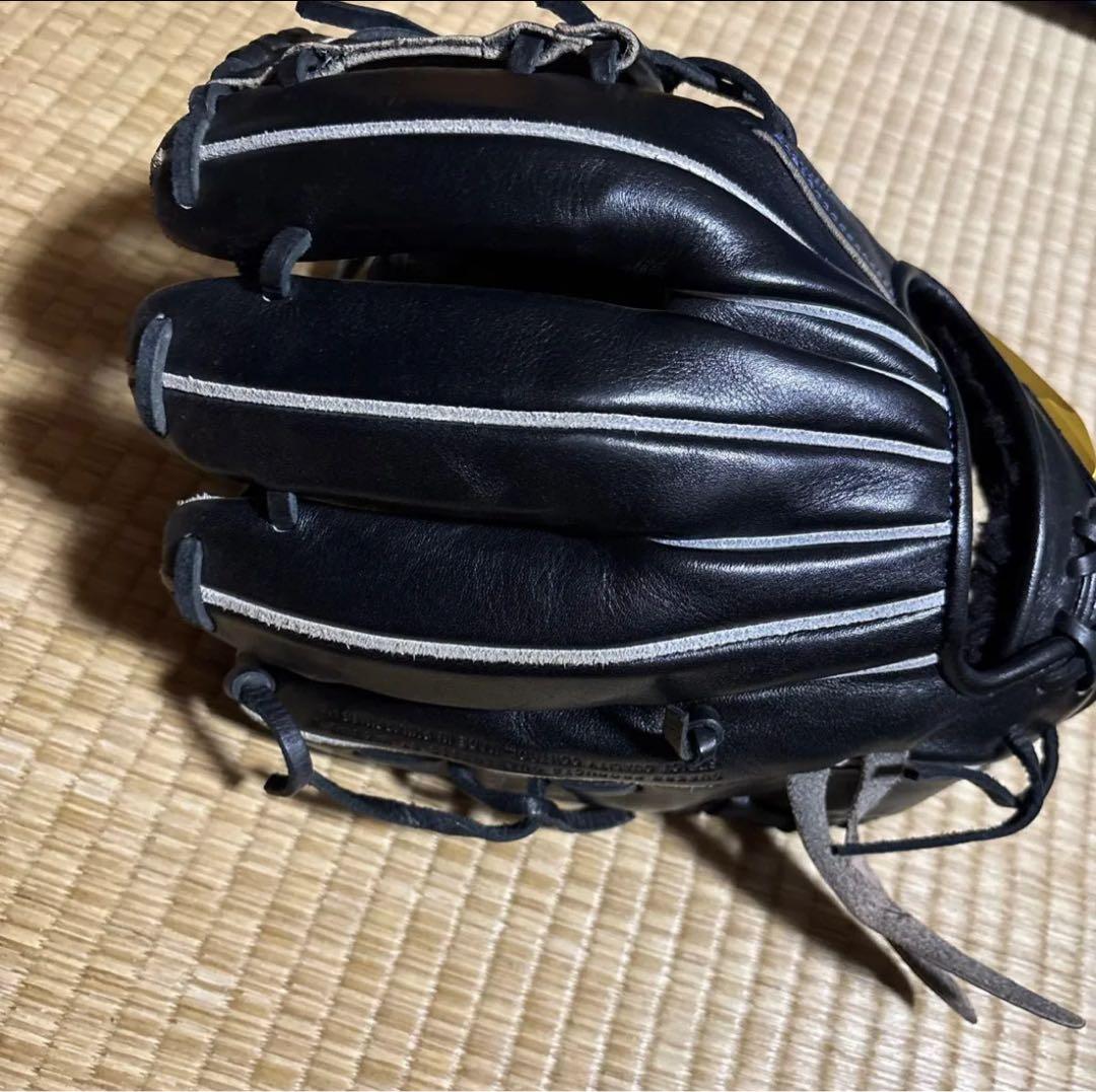 Mizuno 軟式グローブ 黒 ゴールドロゴ　限定モデル
