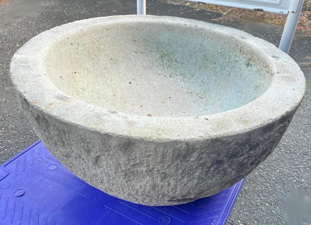 石臼　杵　きね 餅つき 庭石 めだか鉢