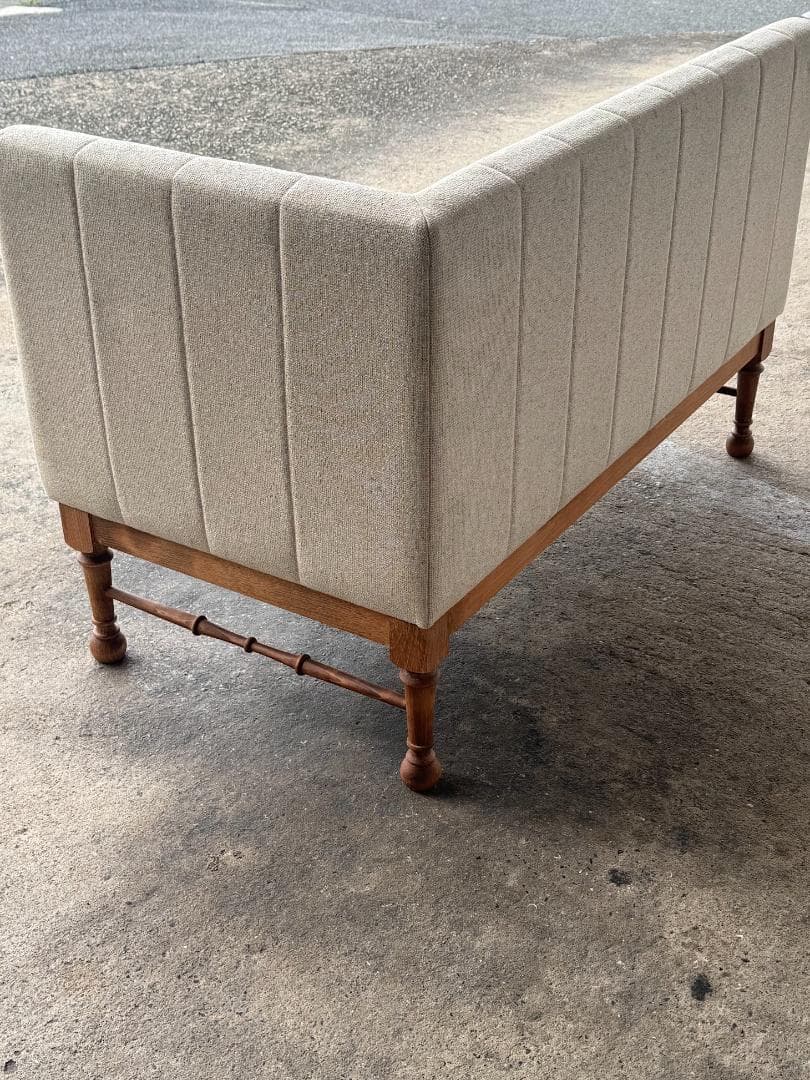 モデル展示未使用品 片肘ソファ ロクロ脚 CELINE 2人掛けソファ カロレ