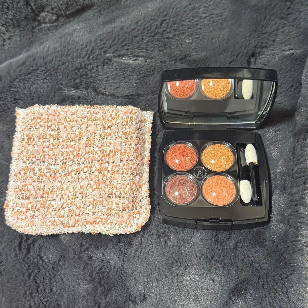 CHANEL LES 4 OMBRES TWEED 7002 アイシャドウ