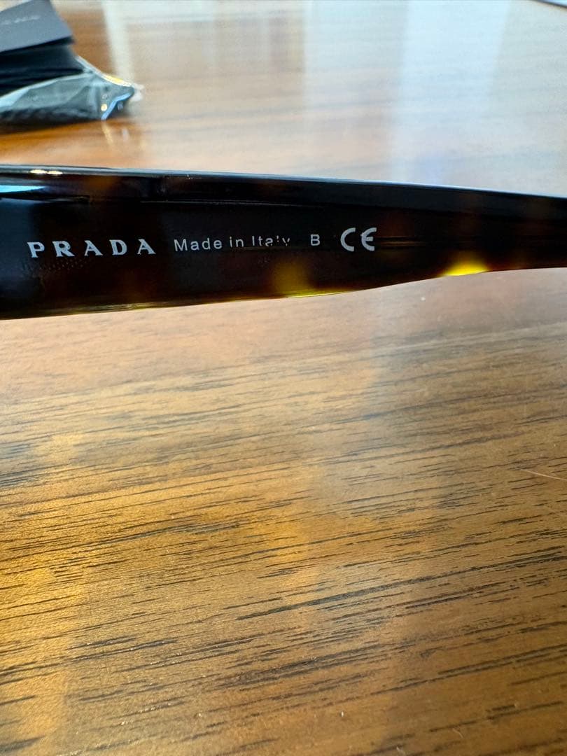 フ*ル様 PRADA ダークブラウンレンズ サングラス