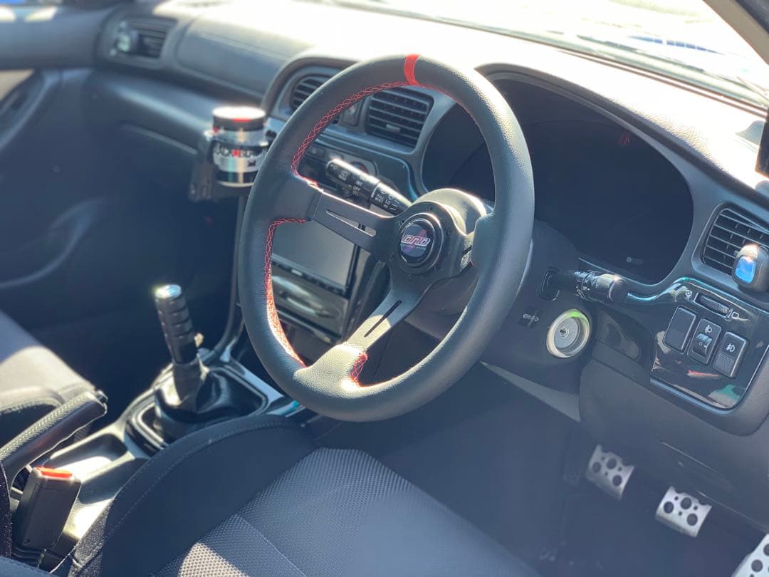 DND　ディープコーンステアリング レッド