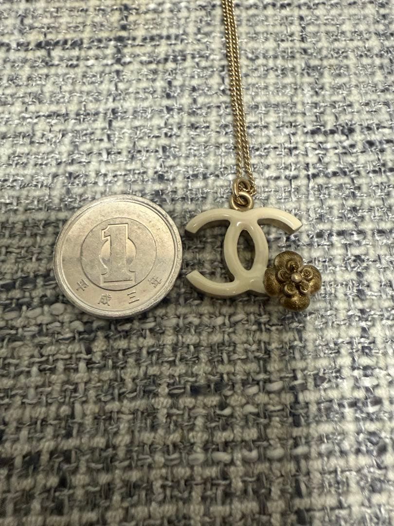 CHANEL CCロゴカメリアネックレス