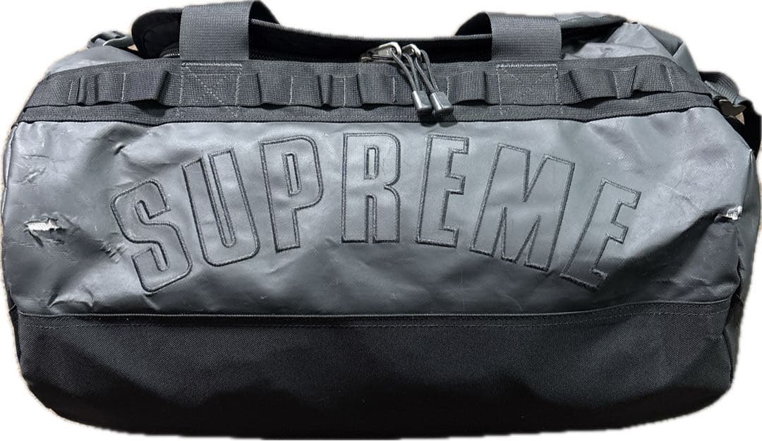 バッグ Supreme Arc Logo Base Camp Duffle Bag