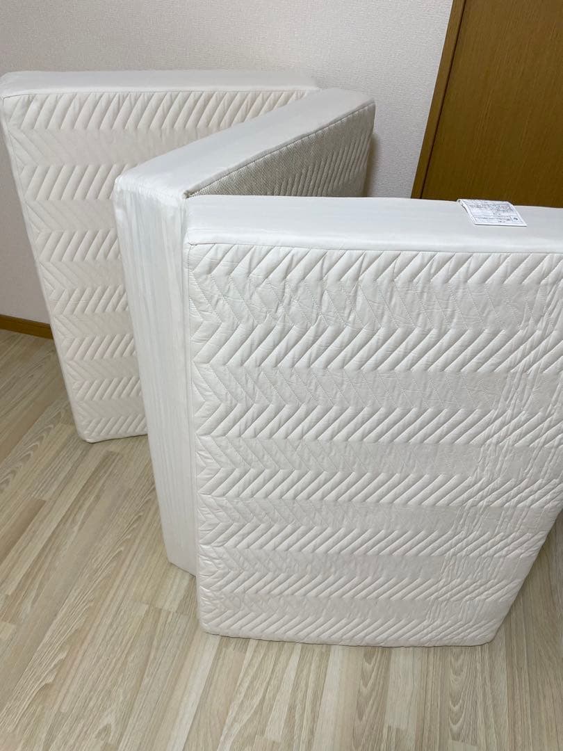 【美品】雲のやすらぎプレミアム 三つ折り マットレス シングル