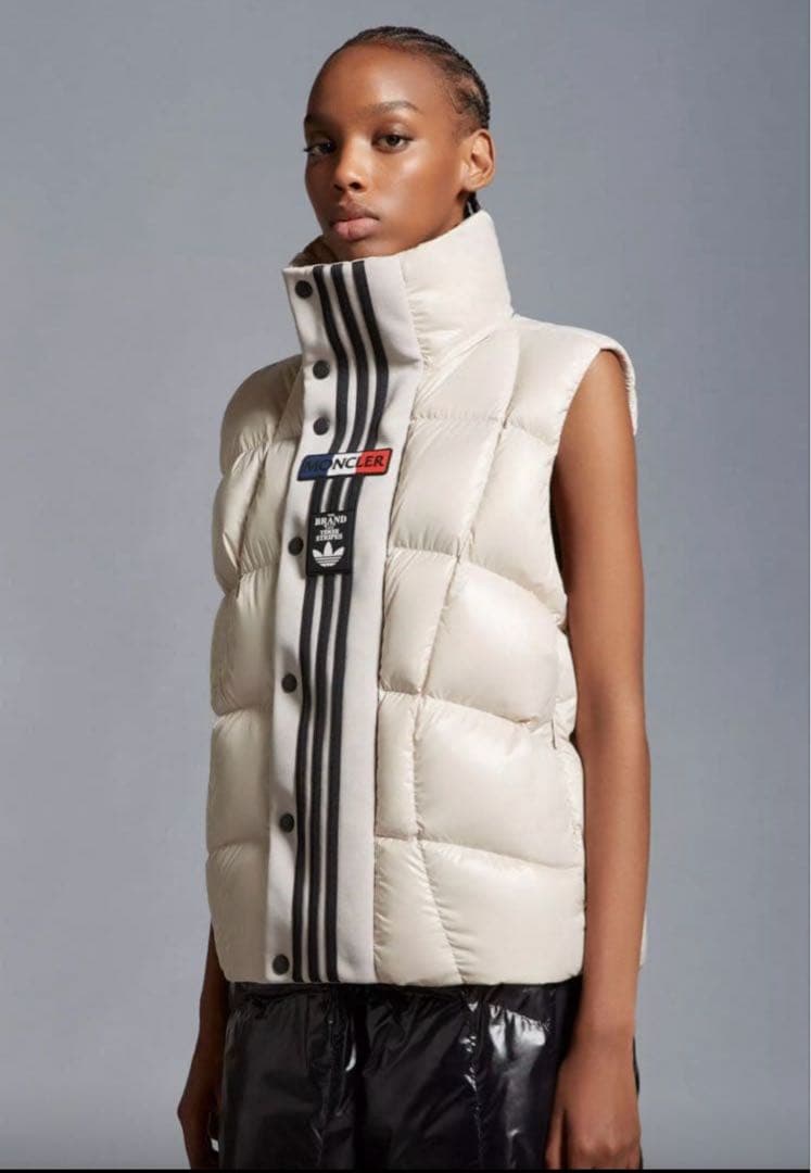 定価171600円Moncler x adidas ダウンベスト