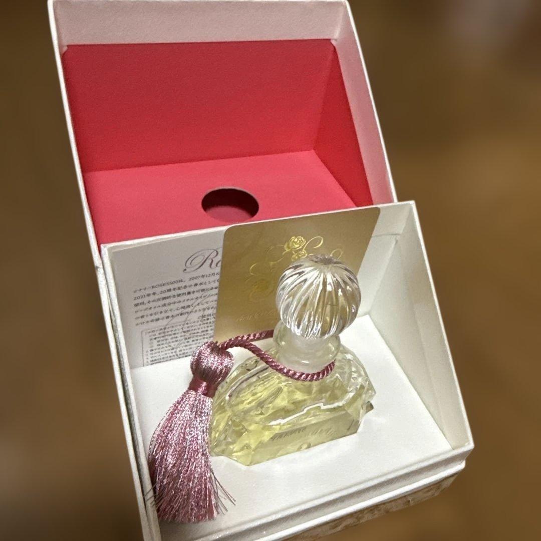 生産完了品　Sinary ROSE 5500 シナリー　定価55000円　香水