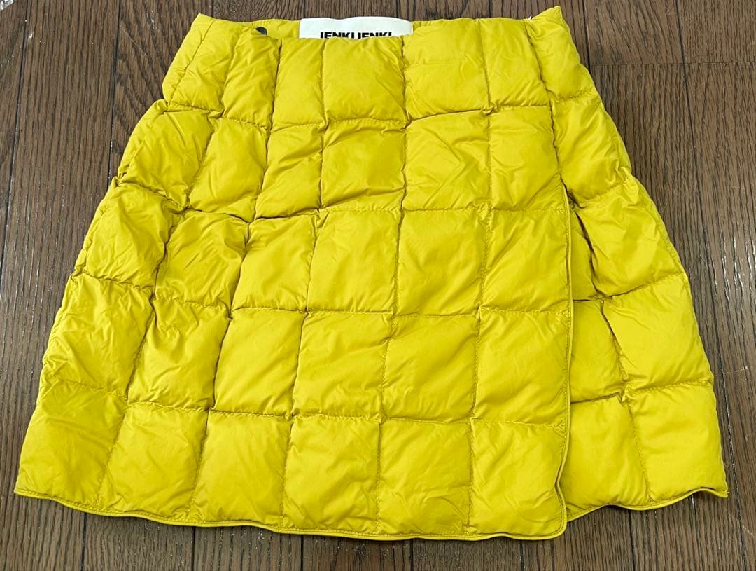 クリーニングのみ新品　定価8万円弱　IENKI IENKI ダウン　スカート