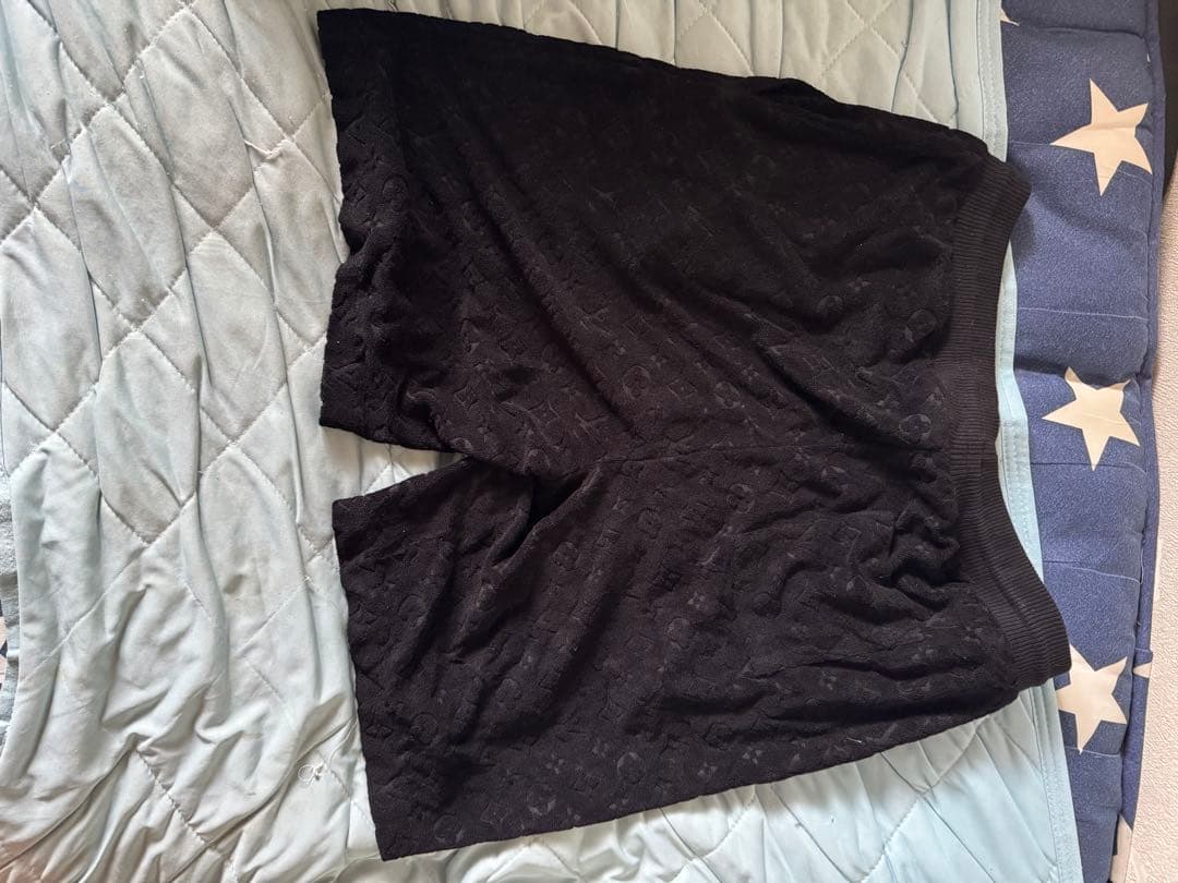 Louis Vuitton 黒ショートパンツ