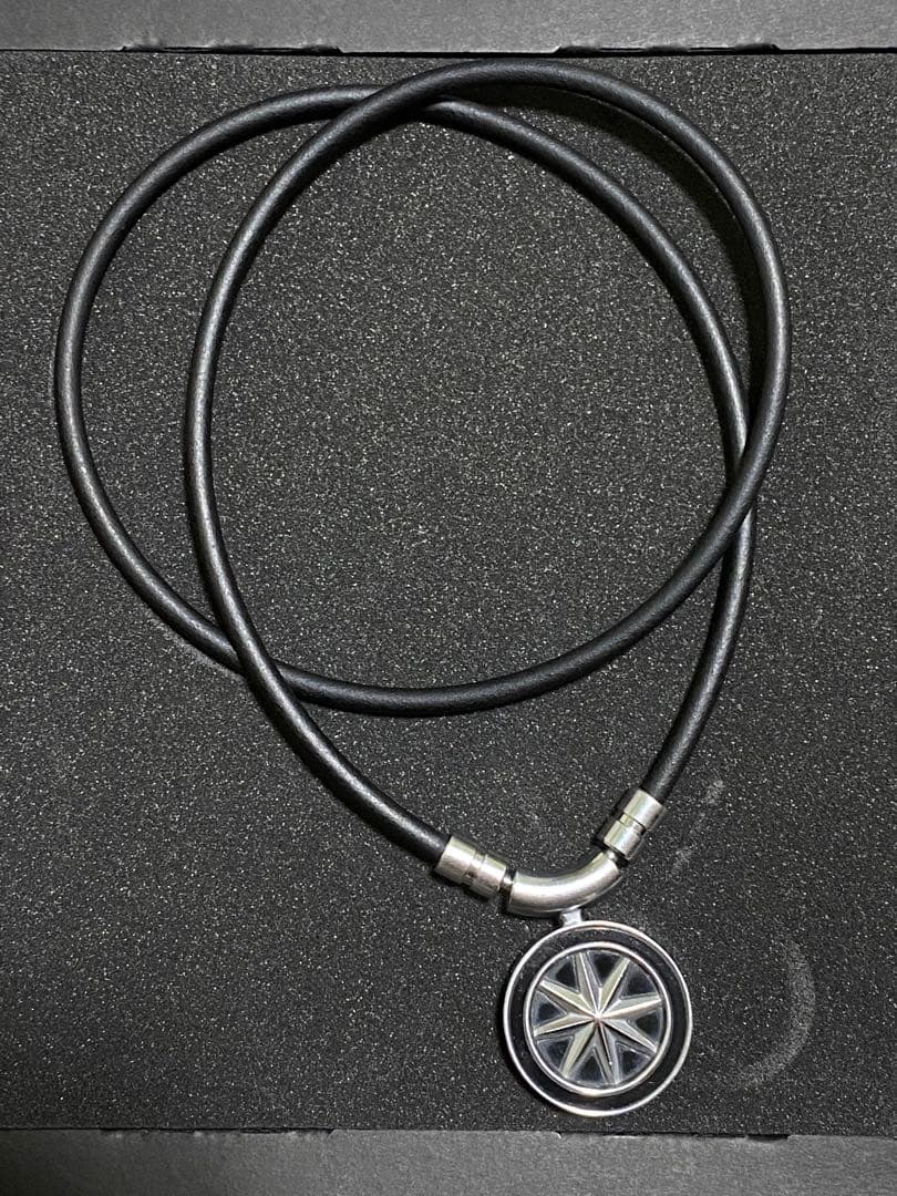 ネックレス　チョーカー