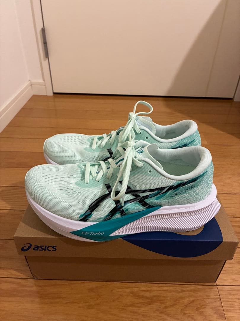 アシックス マジック スピード 4 25.5cm