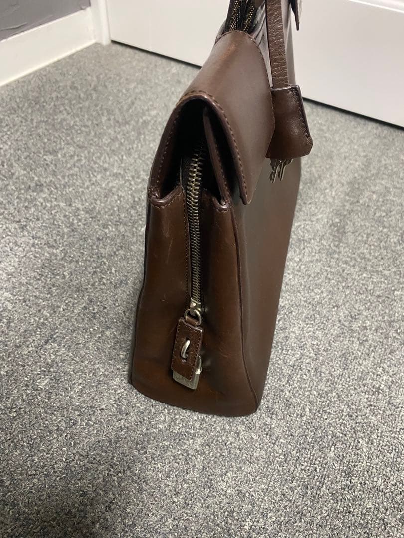 【本革】PRADA トートバッグ　ビジネスバッグ