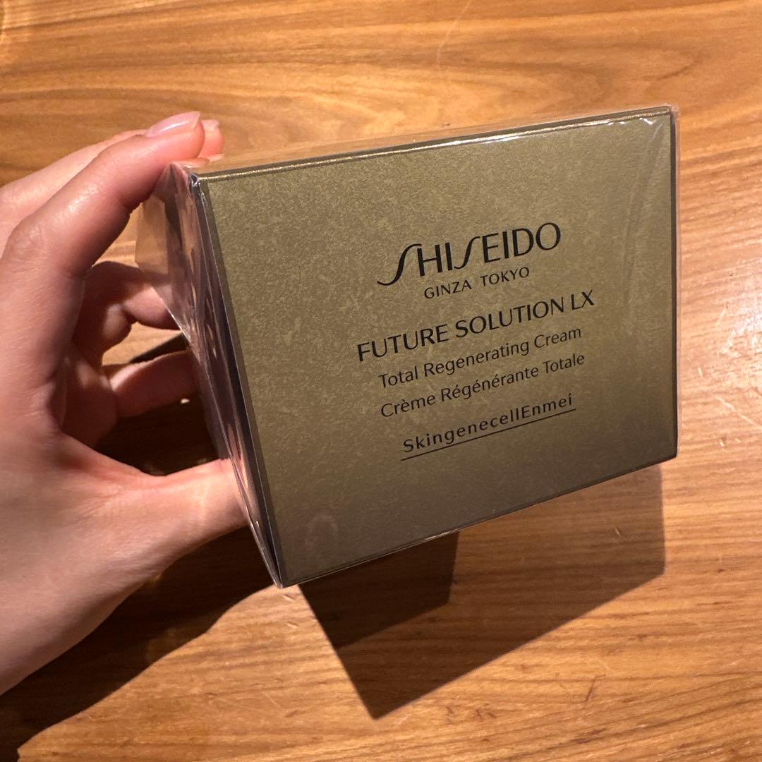 FUTURE SOLUTION LX トータルRクリーム 50g