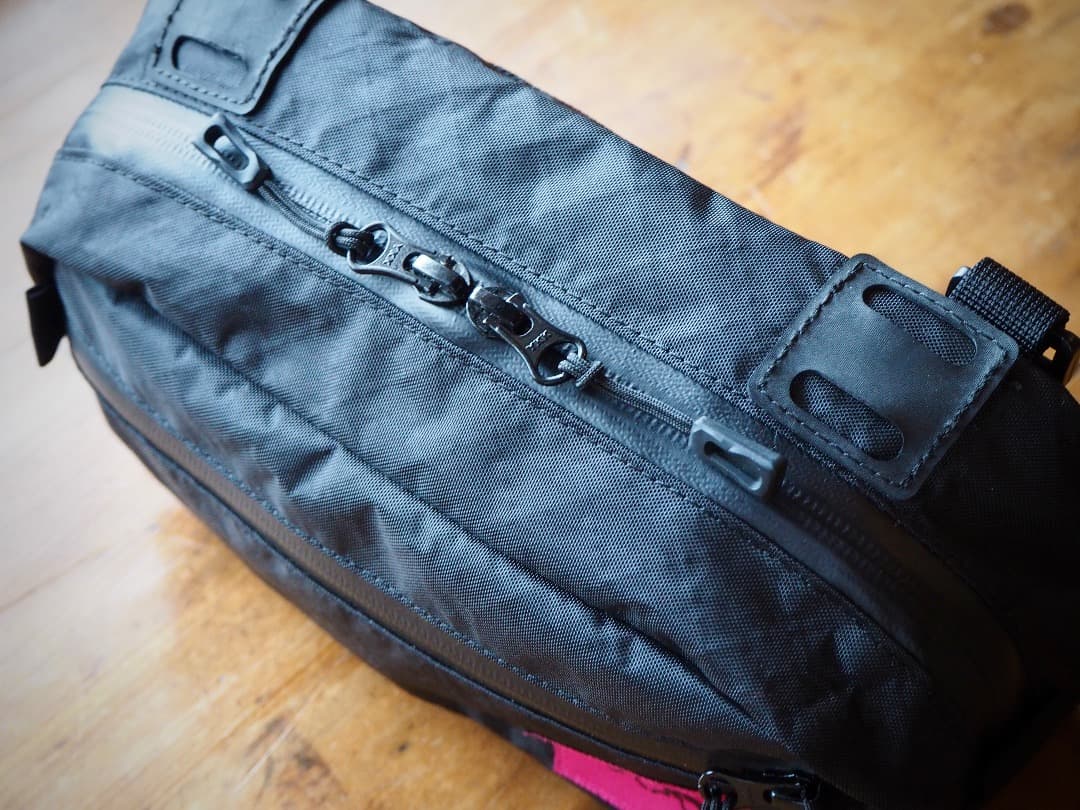 アクセサリー SWIFT INDUSTRIES kestrel handlebar bag