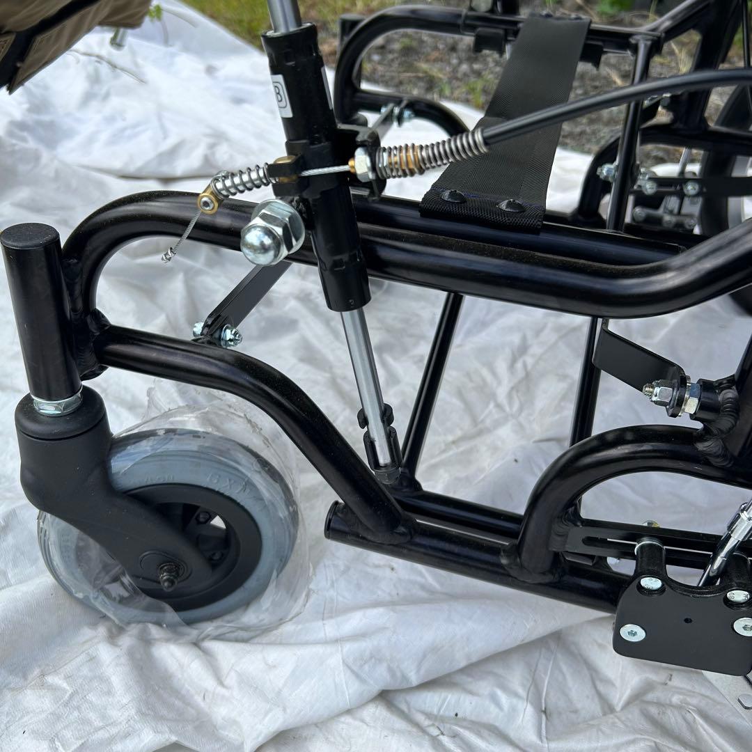 Miki 未使用品　リクライニング介助用車椅子 カーキ色