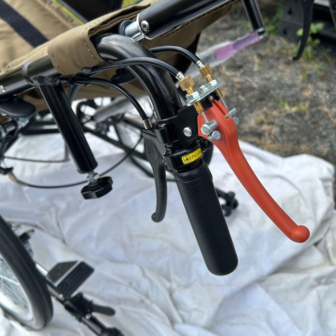 Miki 未使用品　リクライニング介助用車椅子 カーキ色
