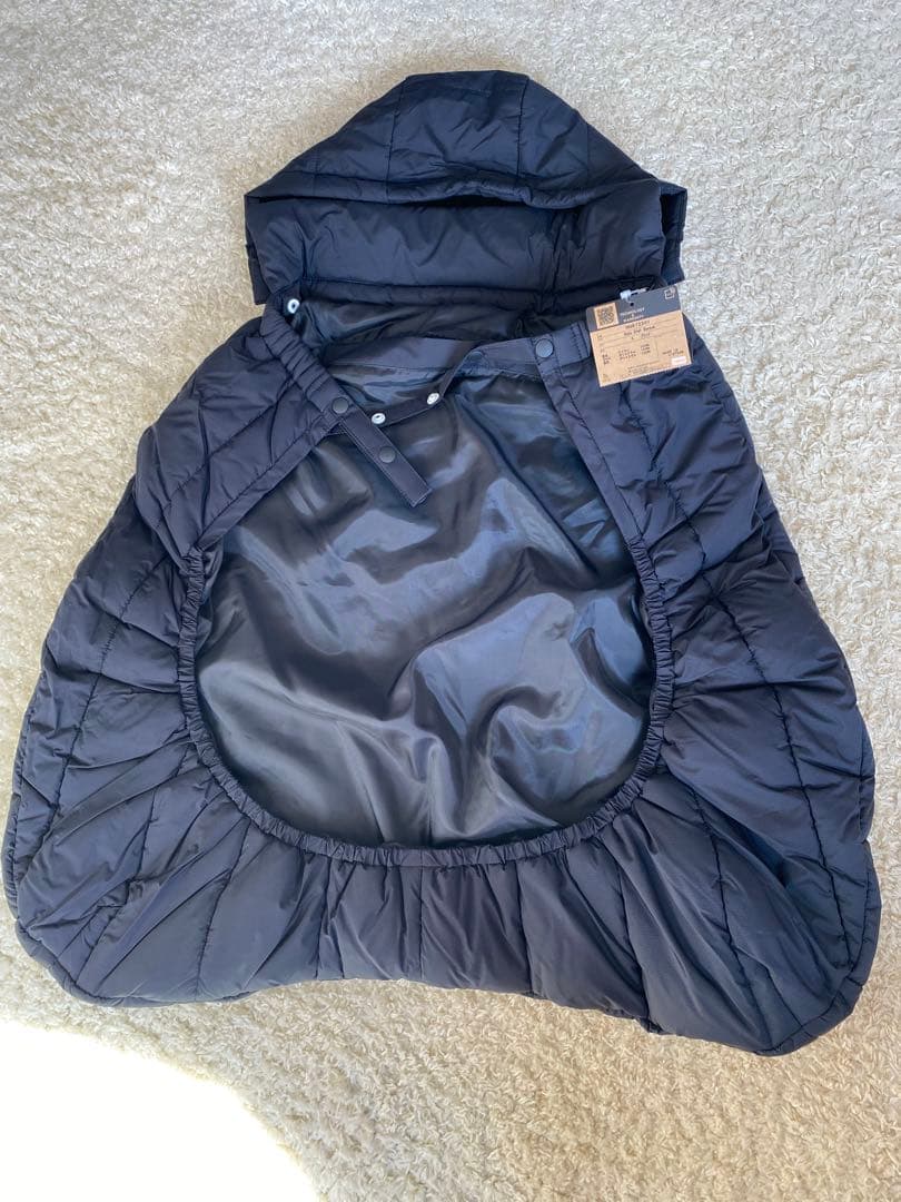 【新品！タグ付き！】ノースフェイス　ベビーシェルブランケットケープ ブラック