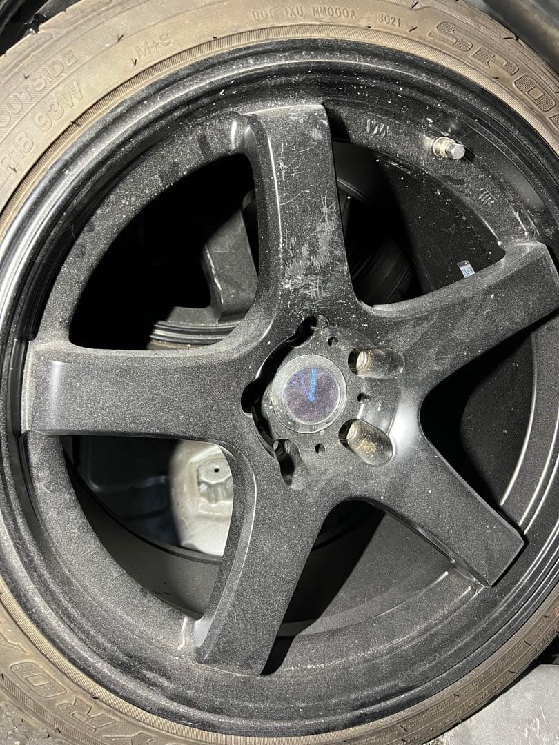 VALINO 18インチ　2本　廃盤