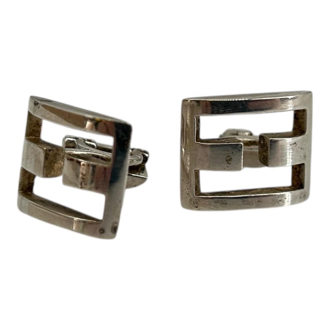 Hermes　カフス　小物　ファッション　アクセサリー