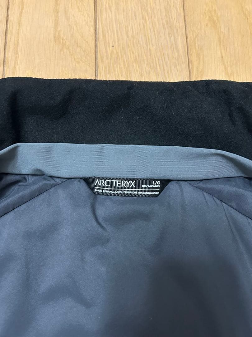 ジャケット・アウター ARC'TERYX ATOM AR JACKET