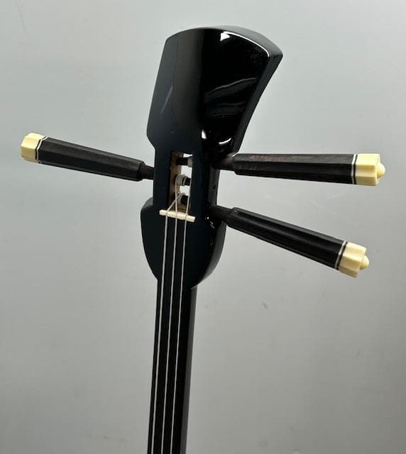 三味線　アルミハードケース付き　三線　楽器　程度良好！