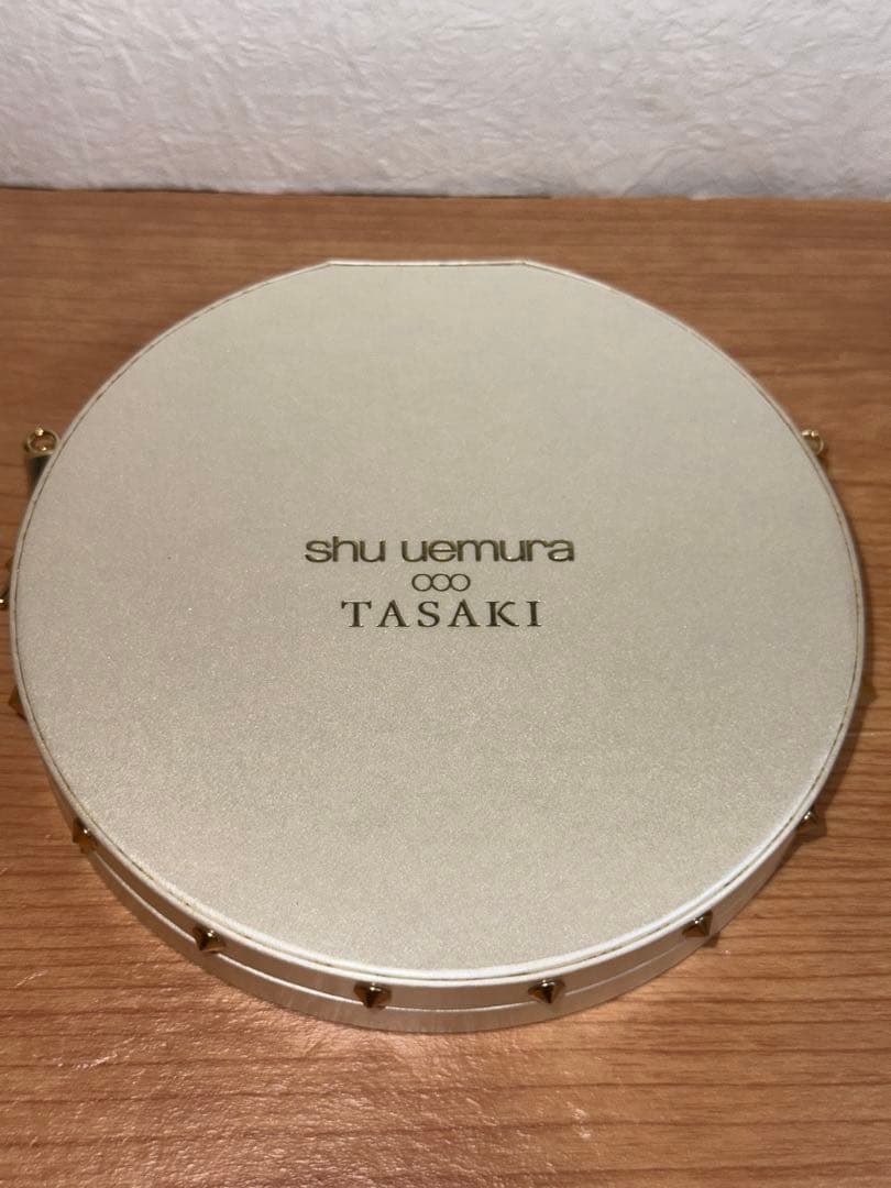 【お値引き不可！】shu uemura パール レベル クラッチ アイシャドー