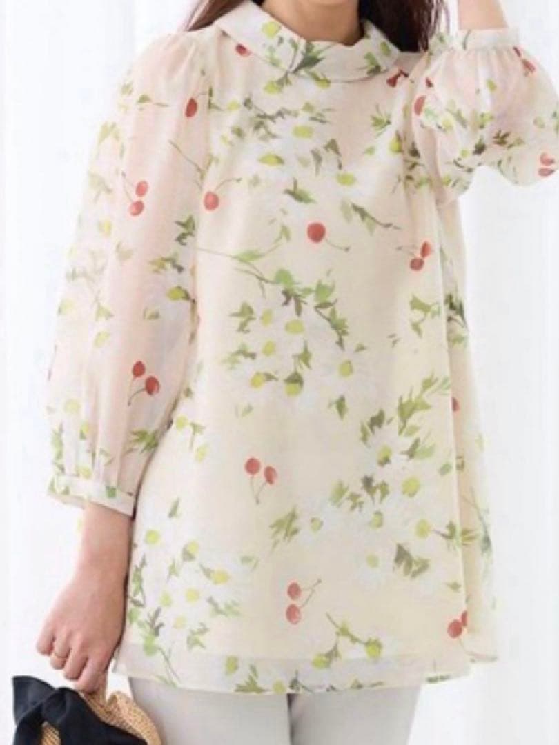 ローズティアラ　チェリーメデイジーブラウス　チュニック　46 新品