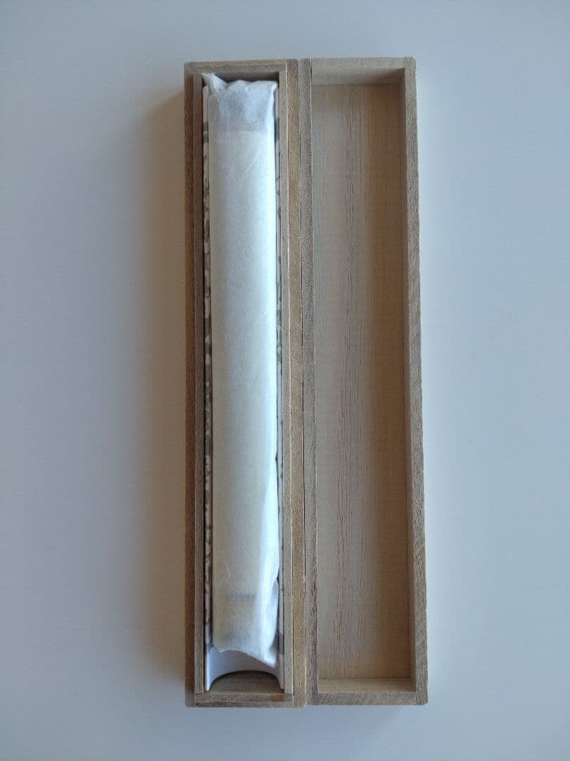 梅栄堂　伽羅　孔子木　中寸　桐箱　未使用品　線香