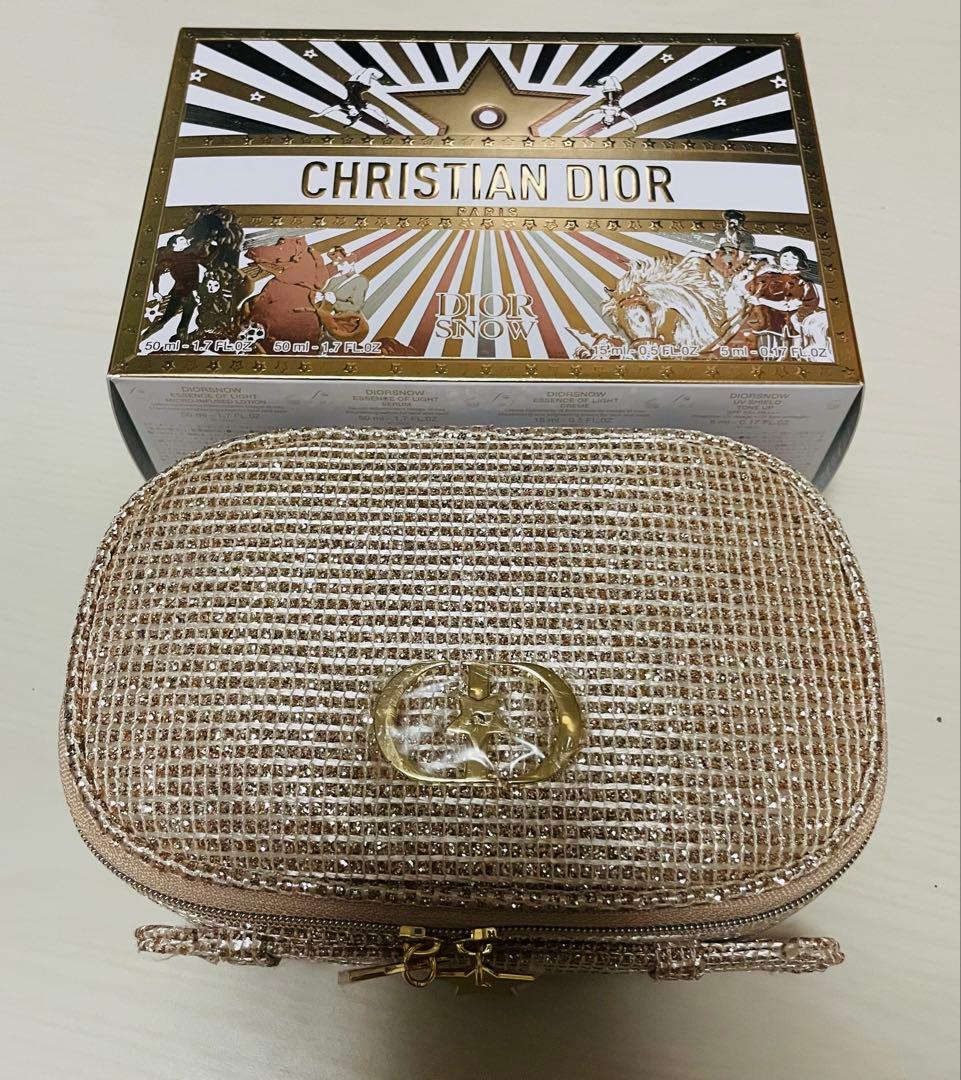Dior  エッセンスホリデー スノーエッセンスホリデー