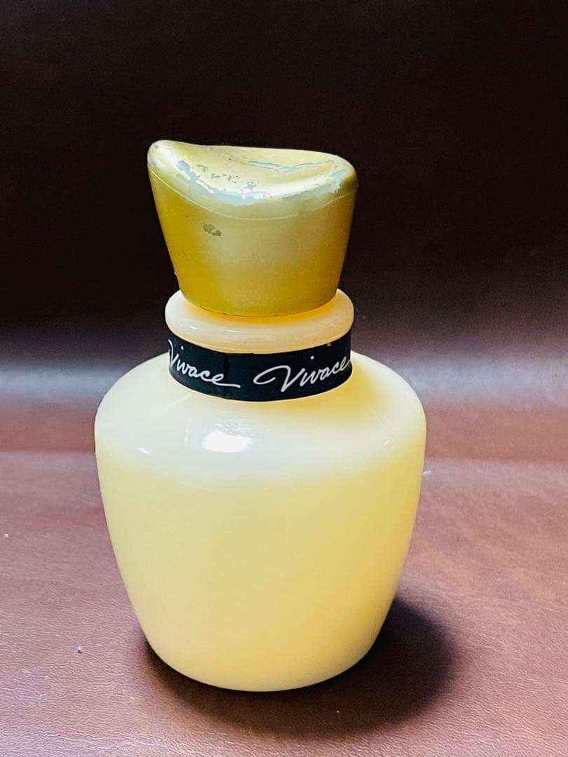 資生堂 ビバーチェ パウダーコロン シャワーシトラス 100ml