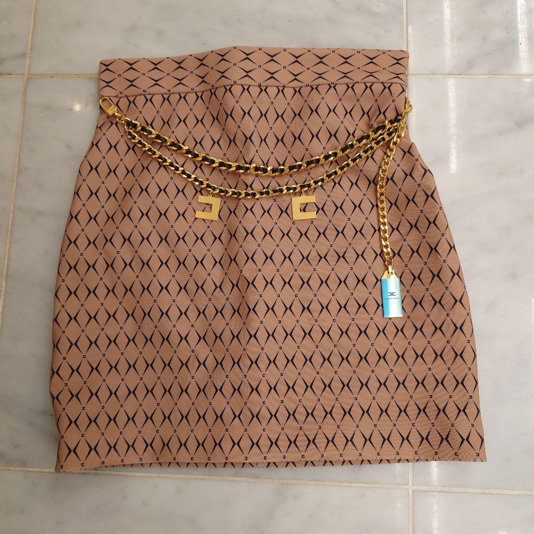 エリザベッタフランキ　2025年 ロゴチェーン　ミニスカート　38 超美品