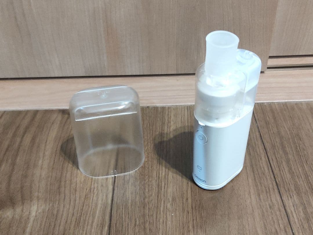 【美品】OMRON ネブライザー NE-U100