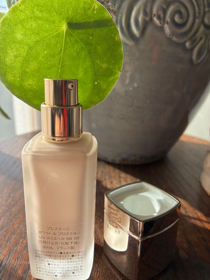 ディオール プレステージ ホワイト ル プロテクター UV ルミエールBB 00