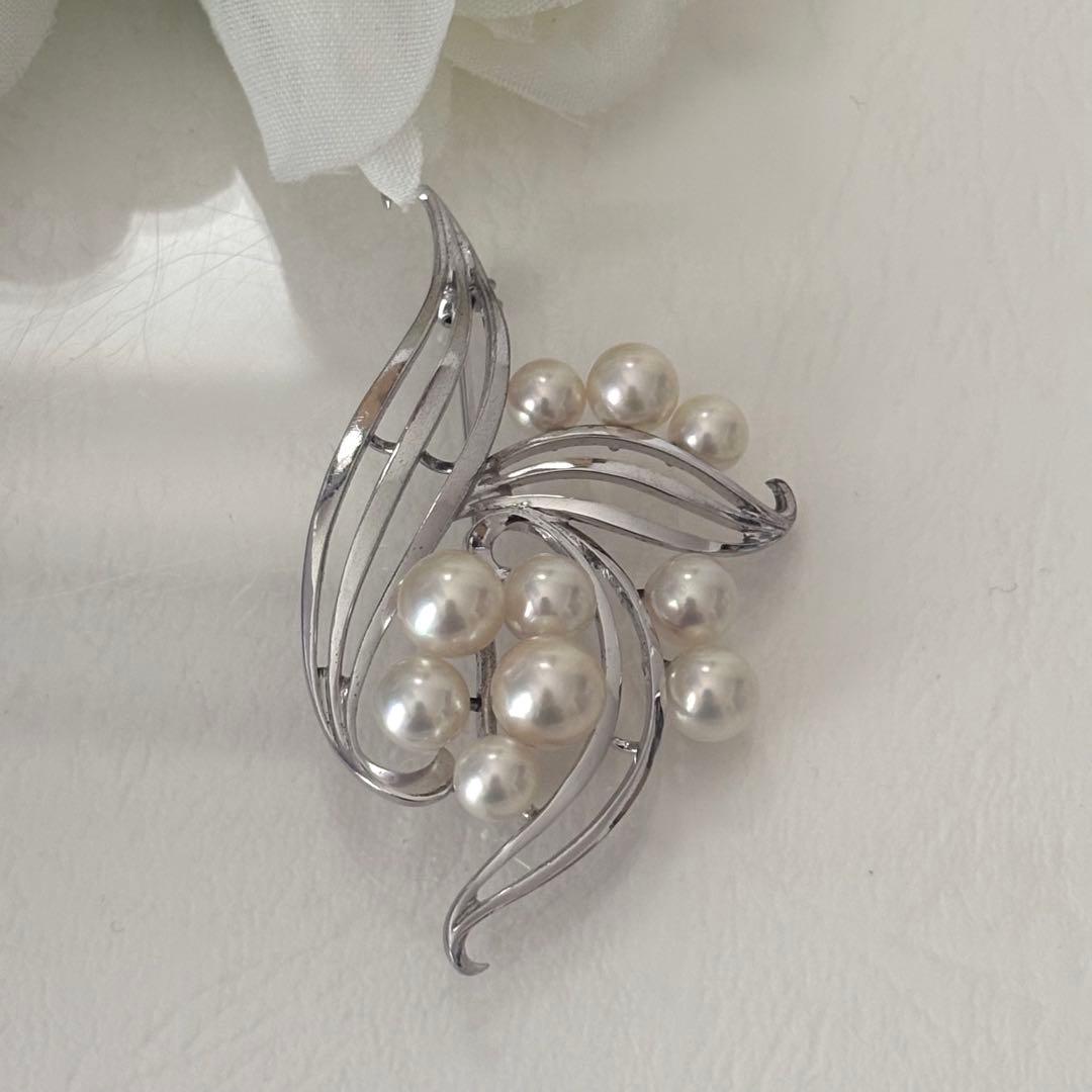 050【ミキモト】シルバー　パール　ブローチ