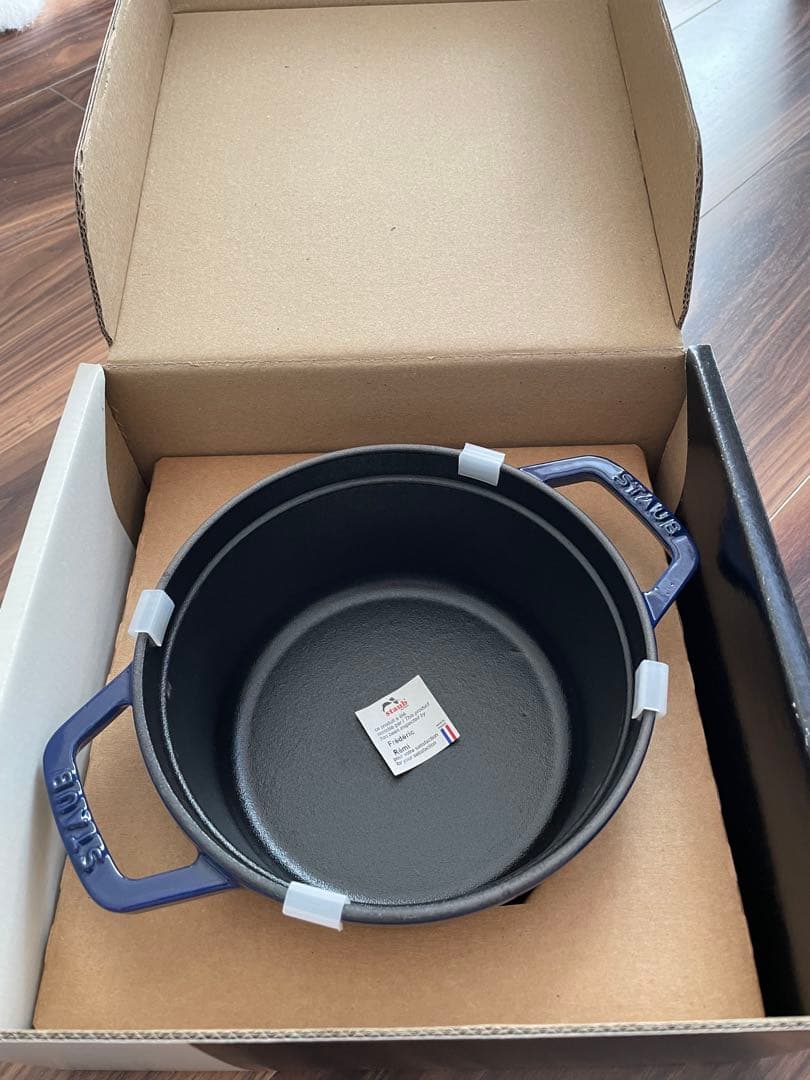 【新品未使用】STAUB ココットラウンドホーロー鍋ロイヤルブルー希少✨16cm