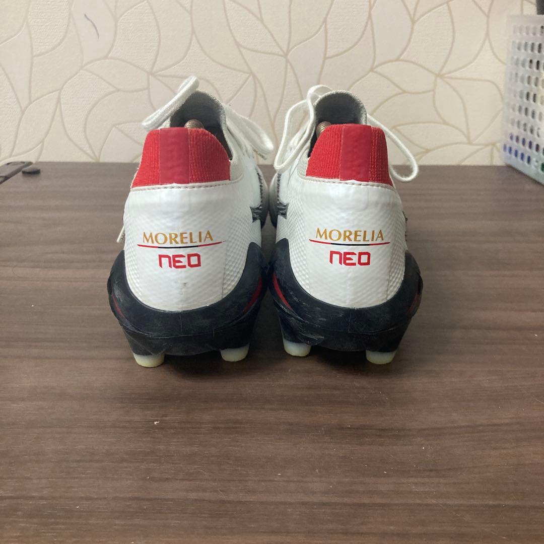 ミズノ　モレリアネオ4ベータジャパン ホワイト×ブラック×チャイニーズレッド