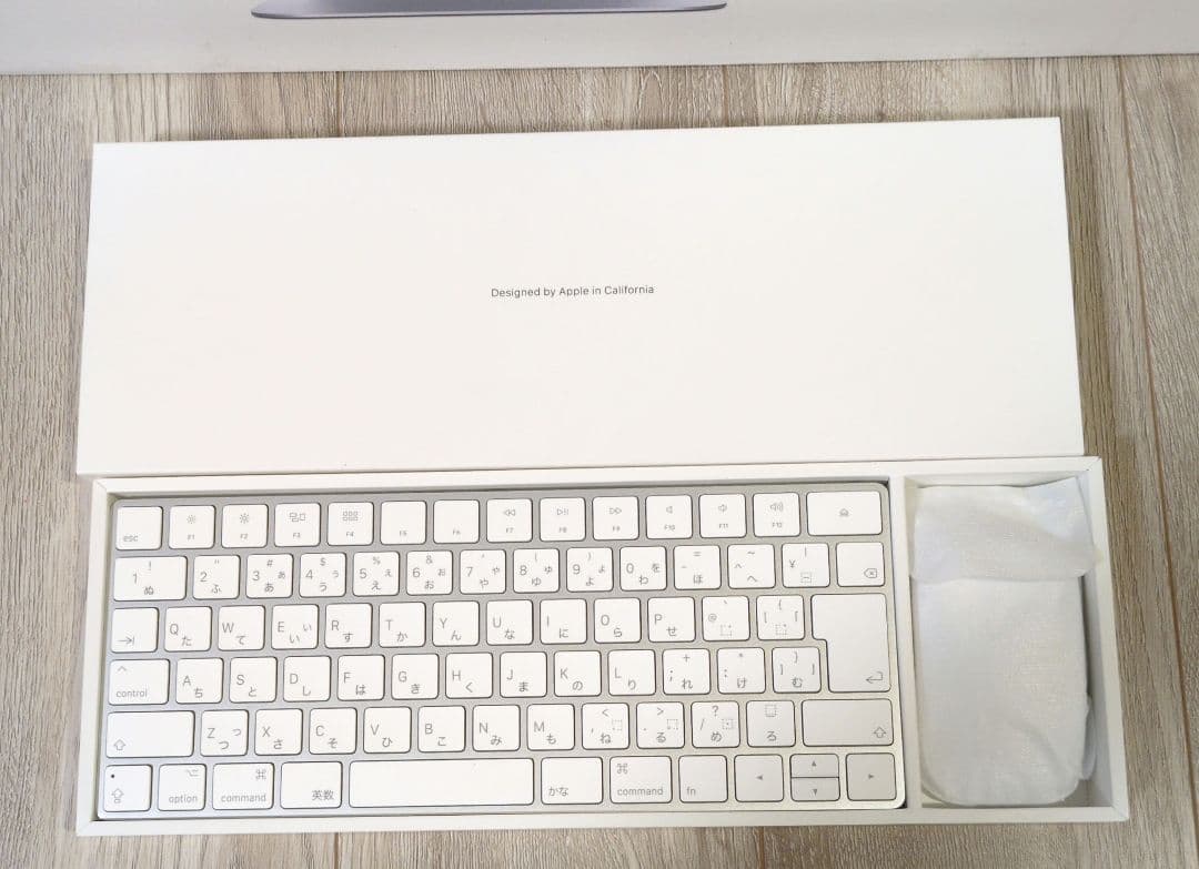 Apple iMac 2017モデル 21.5インチ キーボード・マウス付き